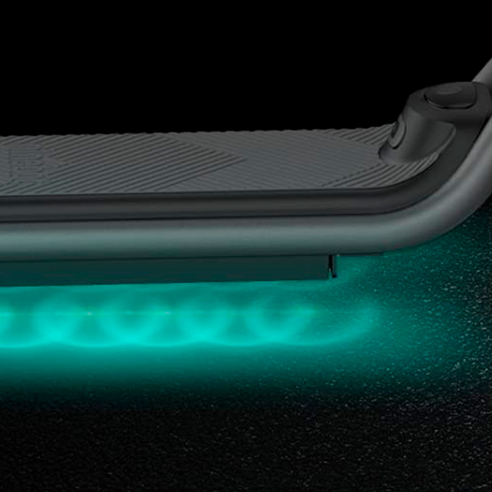 RGB-подсветка электросамоката для подростков Ninebot KickScooter C20